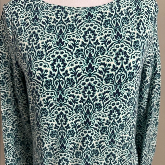 Talbots Green and White Patterned Long Sleeve Tee - Picture 2 of 7